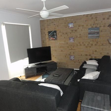 Prime Location & Spacious Аделаїда Екстер'єр фото